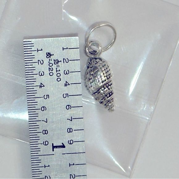 Shell Necklace Silver Tone Pendant Charm - Picture 3 of 5